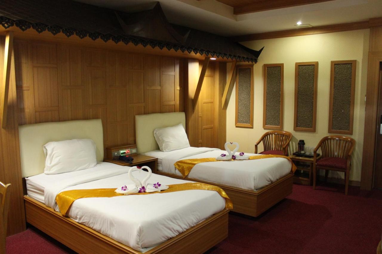 The Rich Hotel Nonthaburi Extérieur photo