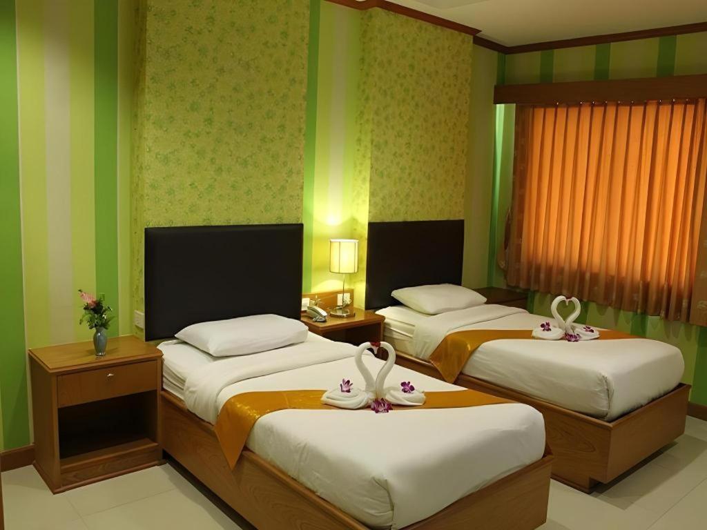 The Rich Hotel Nonthaburi Extérieur photo
